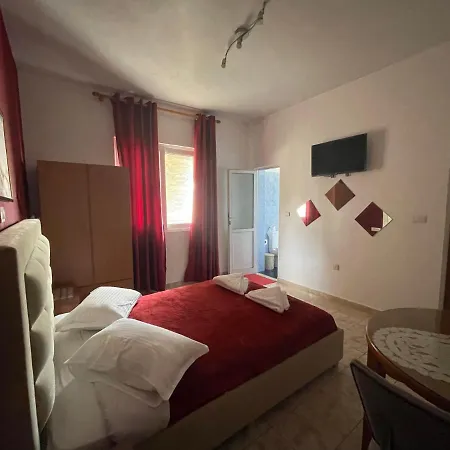 Oni'S Apartments Саранда Екстер'єр фото